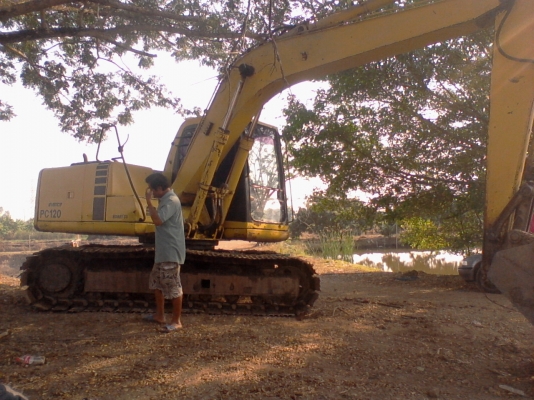 ต้องการขายแม็กโครPC 120  6 เอกสารเล่มทะเบียนรถสวยพร้อมใช้