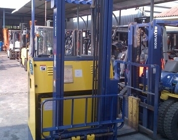 ขาย รถโฟล์คลิฟท์ไฟฟ้า KOMATSU รุ่น FB15RS-11 ขาย รถโฟล์คลิฟท์ไฟฟ้า KOMATSU รุ่น FB15RS-11