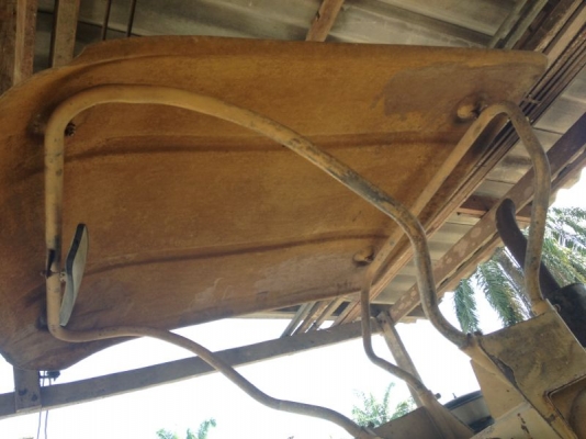 รถตัก CAT 922   สนใจติดต่อ 081 - 6079515