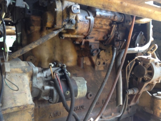 รถตัก CAT 922   สนใจติดต่อ 081 - 6079515