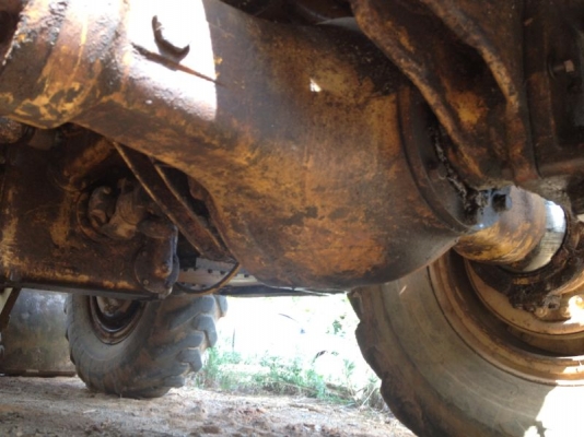 รถตัก CAT 922   สนใจติดต่อ 081 - 6079515