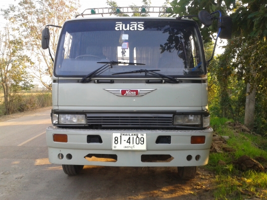 ขายรถบรรทุกรถเกี่ยวข้าว-แบ็คโฮสวยๆครับ