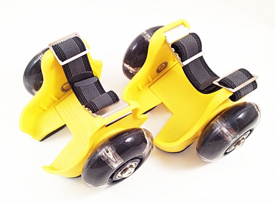 รองเท้าติดล้อ แฟลชชิ่ง โรลเลอร์ ล้อเสก็ตไฟกระพริบ รุ่นใหม่ 2