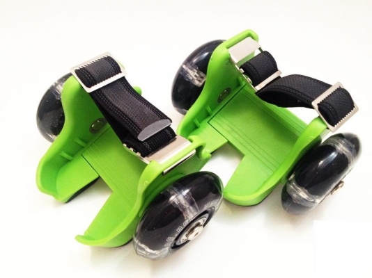 รองเท้าติดล้อ แฟลชชิ่ง โรลเลอร์ ล้อเสก็ตไฟกระพริบ รุ่นใหม่ 2