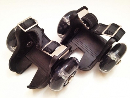 รองเท้าติดล้อ แฟลชชิ่ง โรลเลอร์ ล้อเสก็ตไฟกระพริบ รุ่นใหม่ 2