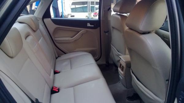 FORD FOCUS 1.8 GHIA 2007 FORD FOCUS 1.8 GHIA 2007