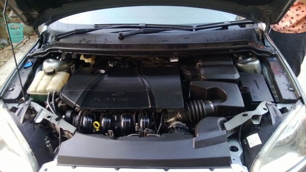 FORD FOCUS 1.8 GHIA 2007 FORD FOCUS 1.8 GHIA 2007