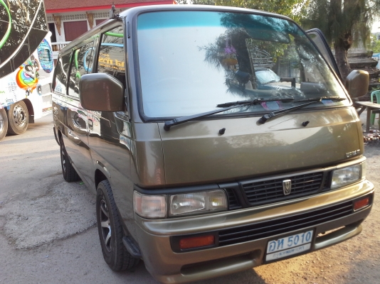 ขาย NISSAN URVAN TD27T 1997 กระจกเต็ม เพาเวอร์ อุปกรณ์ครบ