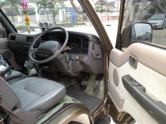 ขาย NISSAN URVAN TD27T 1997 กระจกเต็ม เพาเวอร์ อุปกรณ์ครบ