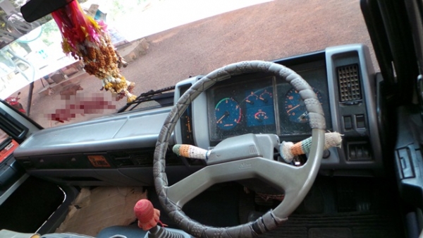 HINO  FL3H  195 แรงม้า ไปสุโขทัยค่ะ