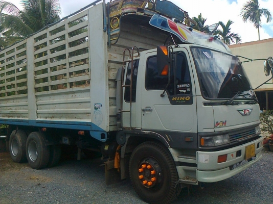 HINO  FL3H  195 แรงม้า ไปสุโขทัยค่ะ