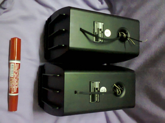 ลำโพง Aconatic คู่เนี๊ย120 บาท