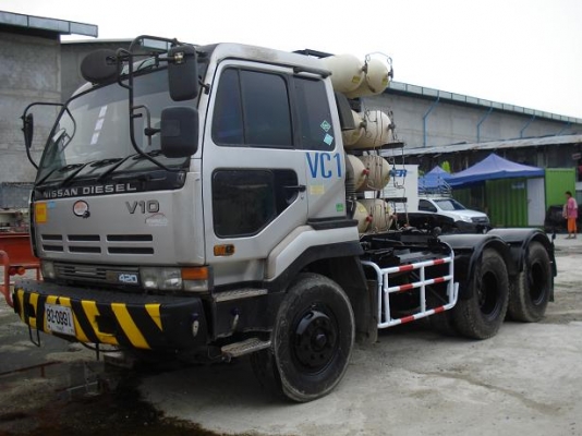 ขาย 10 หัวลาก nissan ud 320 เครื่อง pf 950,000.-