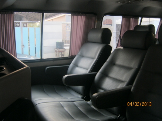 ขายรถตู้โตโยต้าปี 1999 เครื่อง 3.0 ดีเซล เกียร์ธรรมดา