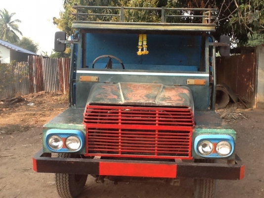 รถอีแต๋น 6 ล้อเครื่องอีสุสุ 100 แรงคัสซีหน้า 5  ระบบเกีบร์ 5 สปีดใช้งานได้เลย