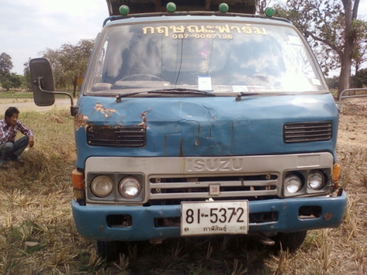 ต้องการขายรถดั้ม ISUZU KS เครื่องยนต์   110 แรงม้า