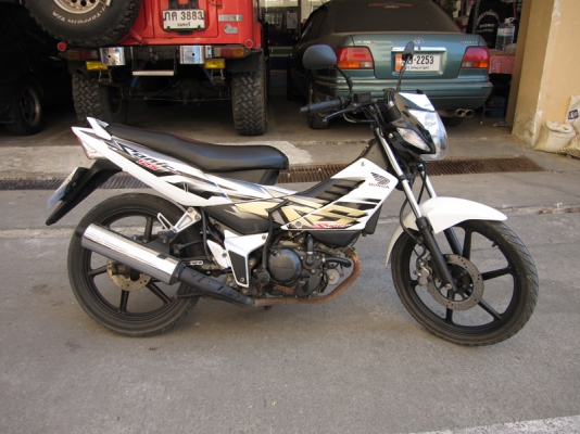 รถบ้านฝากขาย2 คัน dream110เเละ sonic สตาร์มือล้อเเม็ก