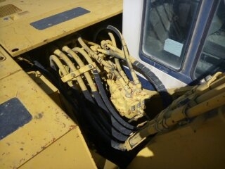 รถขุดดิน PC150-5-7124 คอนโทรลสั้น  สภาพดี นำเข้าจากญี่ปุ่น  ไม่เคยใช้งานในไทย  โทร.081-373-0559