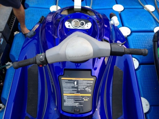 ขาย Jetski 2007 Yamaha VX Deluxe ขาย Jetski 2007 Yamaha VX Deluxe