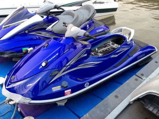 ขาย Jetski 2007 Yamaha VX Deluxe ขาย Jetski 2007 Yamaha VX Deluxe