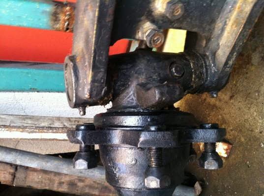 ขายถูกชุดช่วงล่างหลัง KOMATSU Model FB15EX-7 ขายถูกชุดช่วงล่างหลัง KOMATSU Model FB15EX-7