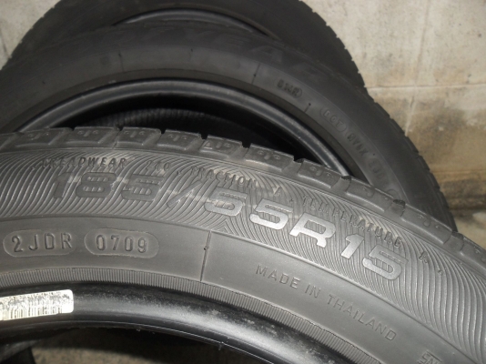 ยาง 185/55R15 ปี09 สวยๆ