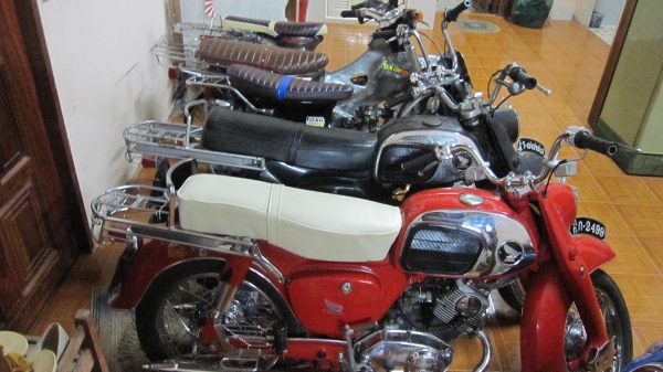 ชียกคอกหาแลกกะบะตอนเดียวครับ...สนใจแลกคันไหนหรือเหมารวมแลกยกคอกราคาสมน้ำสมเนื้อลองว่ามาเลยครับ....สนใจติดต่อ080-1696651... ลดกระหน่ำซัมเมอรืเซลชี95สีแดงเปิด55000ราคาต่อรองได้ครับชี92สีดำราคา39000สภาพพร้อมใช้งานทุกคันครับ ชี70งานตีเหล็กทั้งคันเครื่อง125เคร