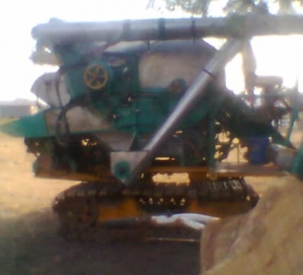 ขายด่วน รถเกี่ยวข้าว นิวเจริญ สภาพดีพร้อมใช้งานได้เลยทันทีไม่มีปัญหาครับ อุ้ม 2.0 ตัน เครื่องยนต์ 185 แรง HINO HO7C เครื่องแรงดีไม่มีเยิ้ม ปั๊ม 22 ไดกิ้น ช่วงล่างตัวเดิน 10 HT สภาดีมากครับพร้อมทำงานได้เลย ราคาต่อรองได้ครับ ขายด่วน รถเกี่ยวข้าว นิวเจริญ สภาพดีพร้อมใช้งานได้เลยทันทีไม่มีปัญหาครับ อุ้ม 2.0 ตัน เครื่องยนต์ 185 แรง HINO HO7C เครื่องแรงดีไม่มีเยิ้ม ปั๊ม 22 ไดกิ้น ช่วงล่างตัวเดิน 10 HT สภาดีมากครับพร้อมทำงานได้เลย ราคาต่อรองได้ครับ