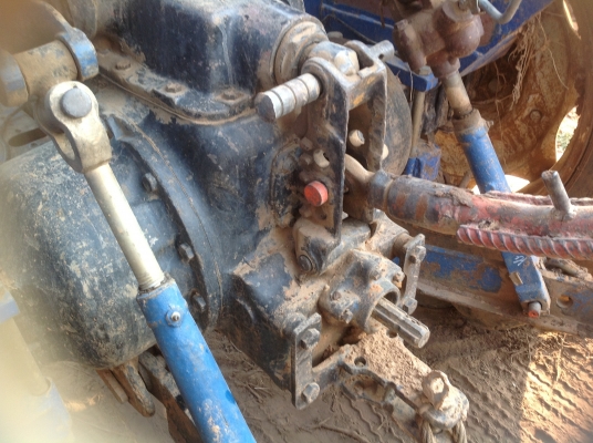 ขายรถไถ. FORD  6610