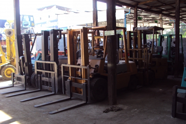 ให้เช่า รายวัน -เดือน รถโฟลคลิฟท์ ตั้งแต่ 1 ตัน ถึง 10 ตัน