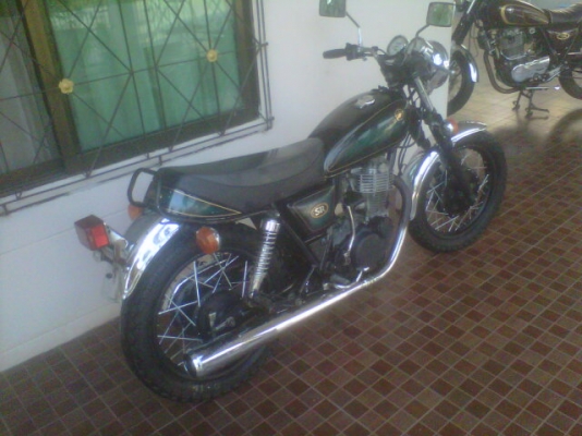 ***ขาย SR400 ตัว limited ปี 95 สีเขียวเดิมญี่ปุ่น รถเดิมครับ 64000 ohm คอนหวัน***