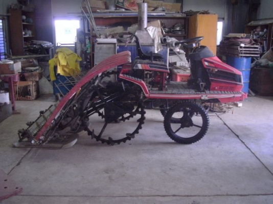 รถดำนา แบบนั่ง MITSUBISHI MPR50 สภาพเยี่ยม