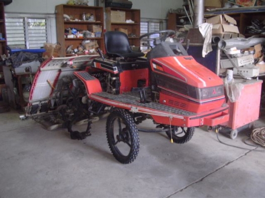 รถดำนา แบบนั่ง MITSUBISHI MPR50 สภาพเยี่ยม