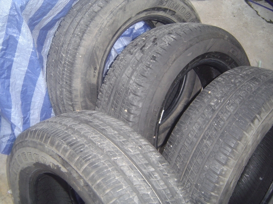 ขายยาง Bridgestone 225/65/17 ปลายปี 2010 Dueler ขายยาง Bridgestone 225/65/17 ปลายปี 2010 Dueler