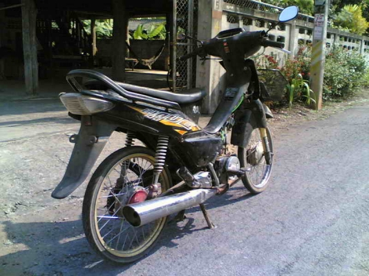 ขายฮอนด้าเวฟ100 เล่มทะเบียนพร้อมชุดโอนเครื่องดีขาย 7900 บาท