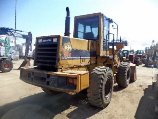 ขายรถตักล้อยาง Komatsu WA300-1