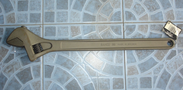 ขายประแจเลื่อน BAHCO 24" MADE IN SWEDEN