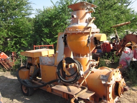 ขาย-เครื่องผสมคอนกรีต/ เครื่องยิงปูน SANWA: S4C-1T เครื่องยนต์ด๊อช (DOHC) ดีเซล 2 สูบ ขาย-เครื่องผสมคอนกรีต/ เครื่องยิงปูน SANWA: S4C-1T เครื่องยนต์ด๊อช (DOHC) ดีเซล 2 สูบ