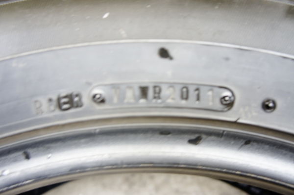 ยาง DUNLOP SP SPORT  LM 703 215/60/R17 ปี11  4เส้น 3500