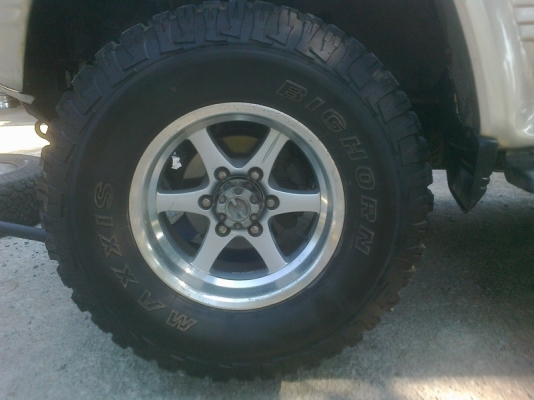 ขายแม็กพร้อมยางขอบ16