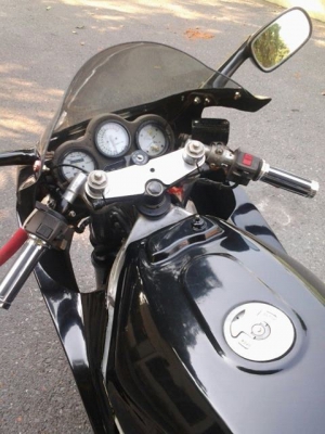 กลับมาอีกครั้งGSX400เล่มทะเบียนโอนภาษีเต็ม(ราคานี้มาเอาเองคับ) กลับมาอีกครั้งGSX400เล่มทะเบียนโอนภาษีเต็ม(ราคานี้มาเอาเองคับ)