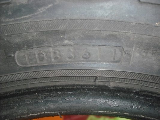 ขายยางโยโกฮามา265/75/16ปี2011