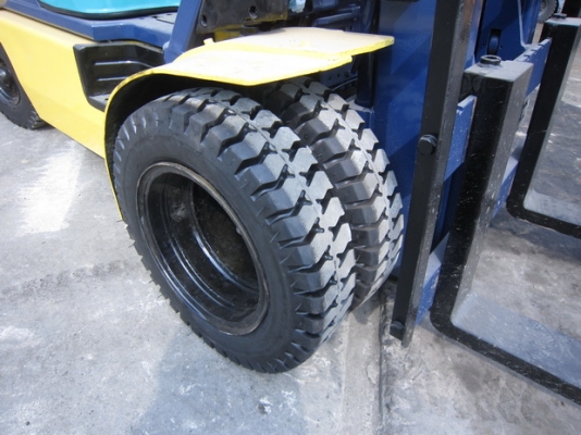 ขาย รถยก(ดีเซล) KOMATSU 2.5 ตัน เสาสูง 5 เมตร รุ่น FD25-16 มือสองญี่ปุ่น