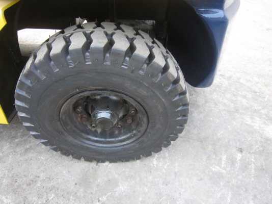 ขาย รถยก(ดีเซล) KOMATSU 2.5 ตัน เสาสูง 5 เมตร รุ่น FD25-16 มือสองญี่ปุ่น