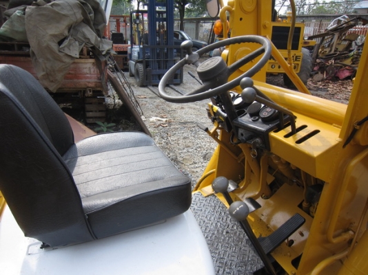 ขาย รถตักเล็ก (ดีเซล) TOYOTA รุ่น SD7  มือสองญี่ปุ่น