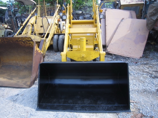 ขาย รถตักเล็ก (ดีเซล) TOYOTA รุ่น SD7  มือสองญี่ปุ่น