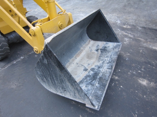 ขาย รถตักเล็ก (ดีเซล) TOYOTA รุ่น SD7  มือสองญี่ปุ่น