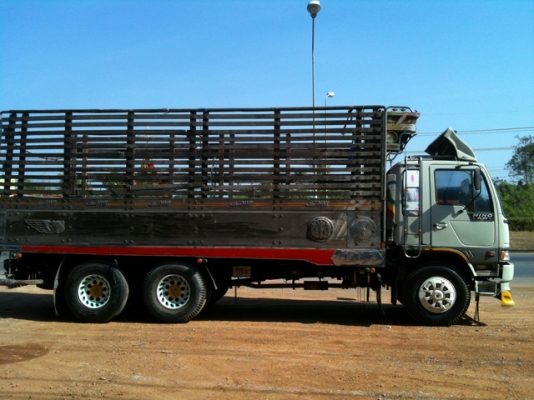 10ล้อ 3H สิงห์ไฮเทค เพลาเดียว 195แรง 10ล้อ 3H สิงห์ไฮเทค เพลาเดียว 195แรง