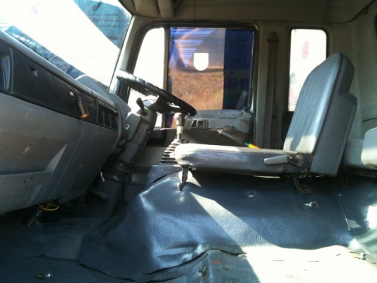 10ล้อ 3H สิงห์ไฮเทค เพลาเดียว 195แรง 10ล้อ 3H สิงห์ไฮเทค เพลาเดียว 195แรง