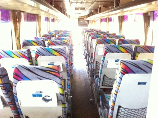 ขายรถบัส 6 ล้อชั้นครึ่งฮีโน่ +แอร์+ทีวี+เครื่องเสียง+คาราโอเกะ 40 ที่นั่ง